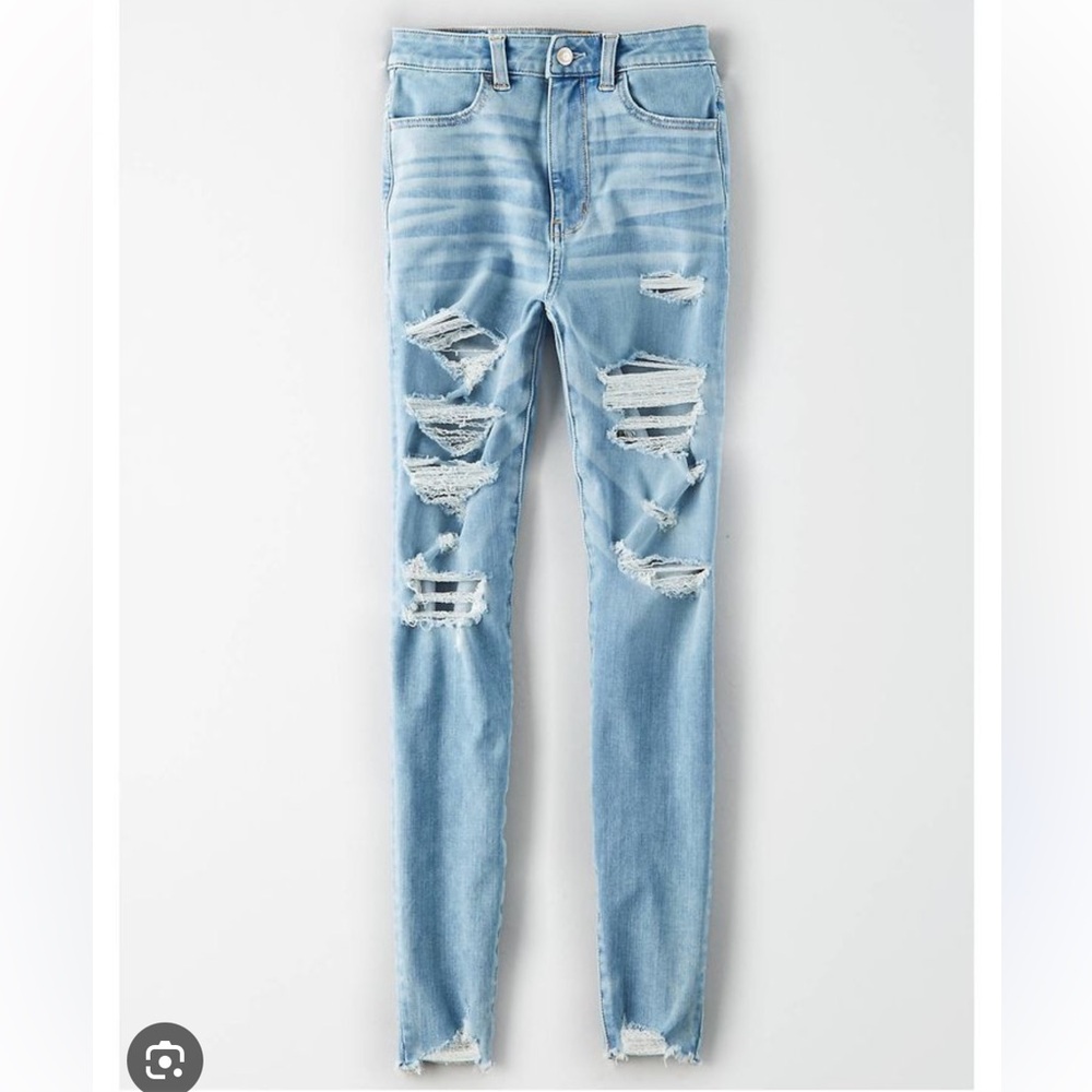 NWOT American Eagle 360 Super High Waisted Destroyed Jegging